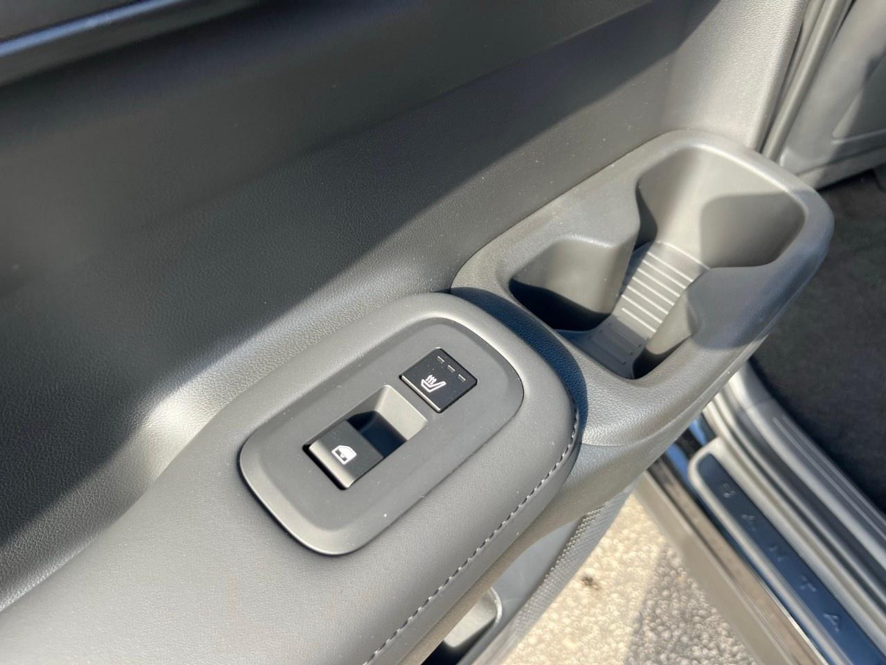 2026 Hyundai Santa Fe Hybrid Ultimate Calligraphy AWD Photo
