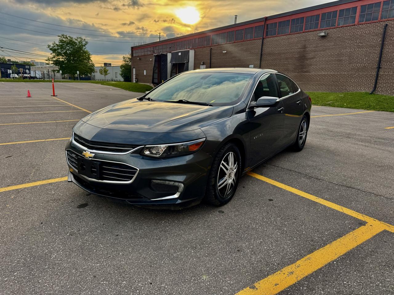 2017 Chevrolet Malibu LT Photo