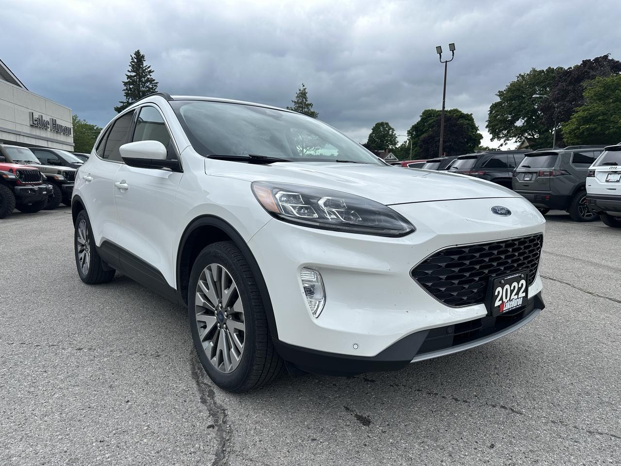 2022 Ford Escape Titanium