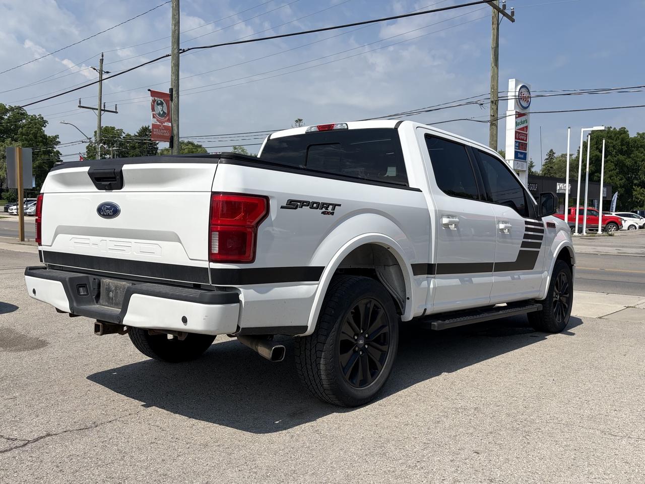 2020 Ford F-150 XLT 4WD SuperCrew 5.5' Box Photo4