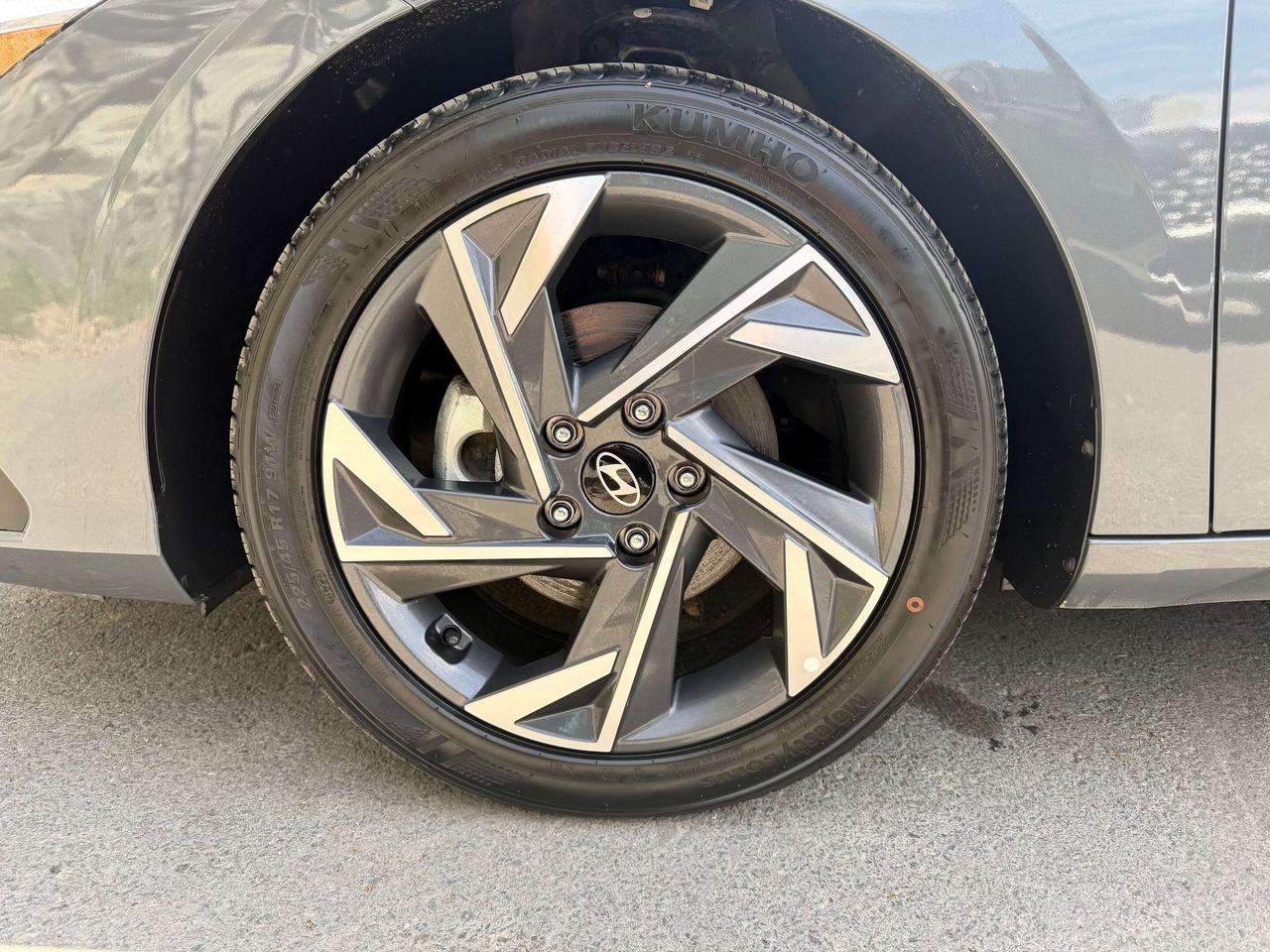 2026 Hyundai Elantra Preferred W/TECH Photo