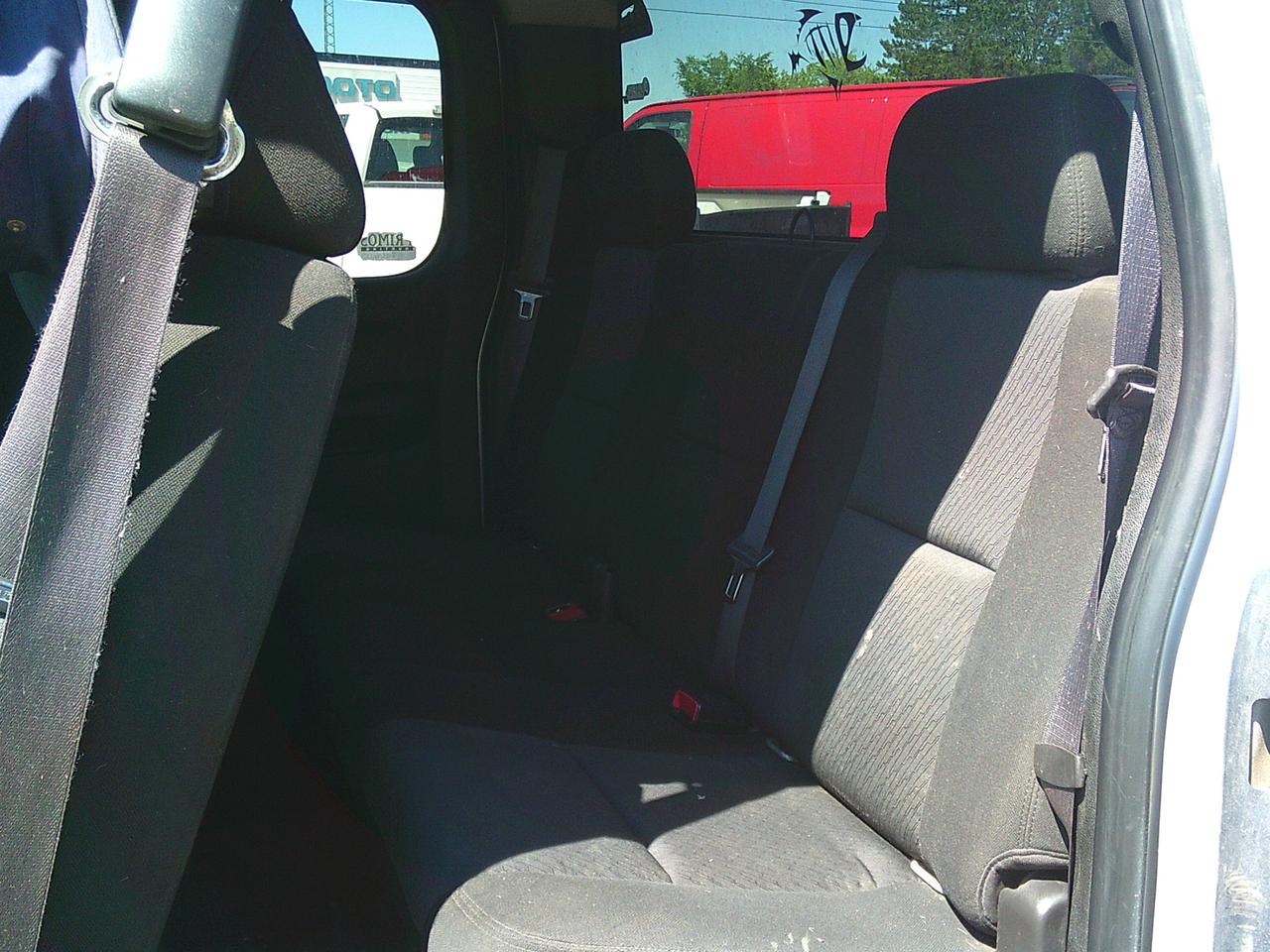 2010 GMC Sierra 1500 2WD Ext Cab 143.5  SLE 6.5 FT Photo