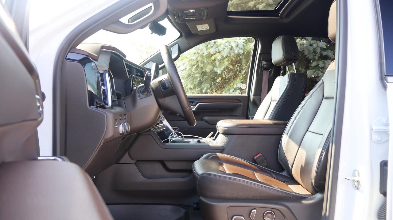 2025 GMC Sierra 2500 HD Denali | Duramax 6.6L Turbo-Diesel | 4WD Photo