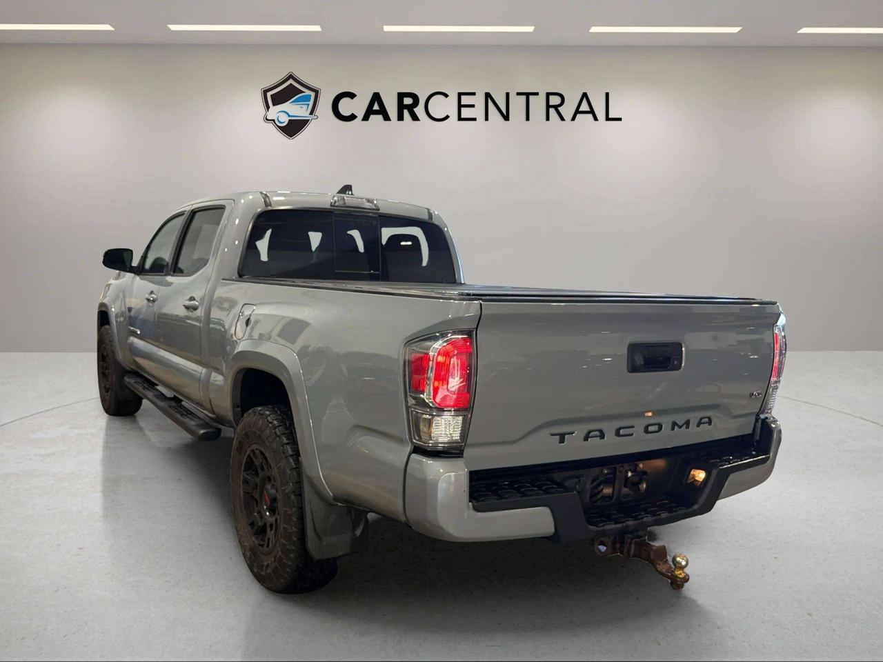 2021 Toyota Tacoma 4X4 | CLEAN CARFAX | DOUBLE CAB | NAVI | CARPLAY Photo