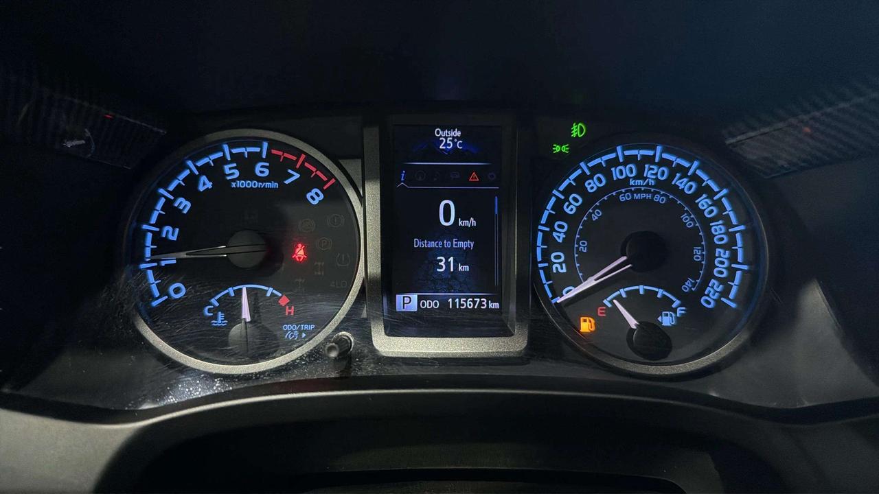 2021 Toyota Tacoma 4X4 | CLEAN CARFAX | DOUBLE CAB | NAVI | CARPLAY Photo