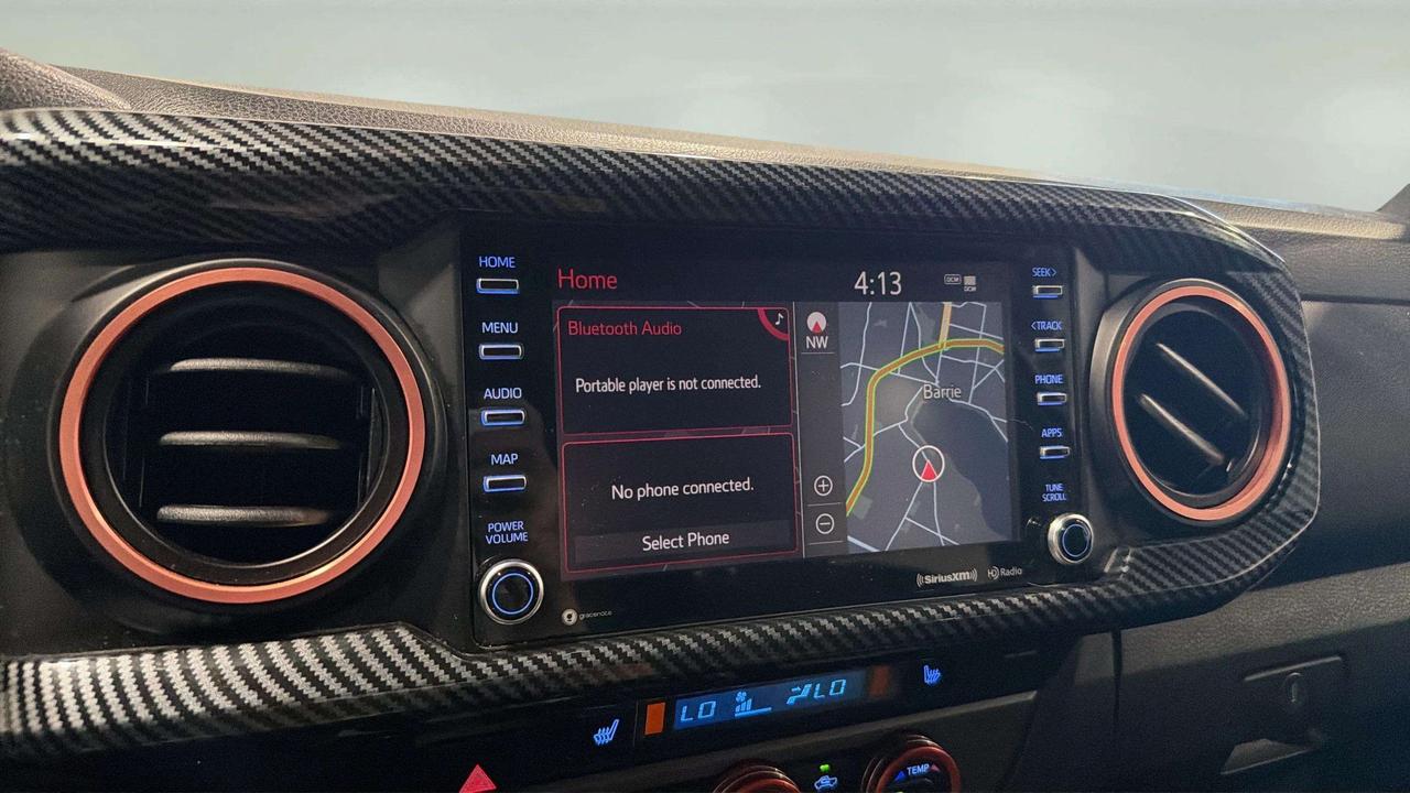 2021 Toyota Tacoma 4X4 | CLEAN CARFAX | DOUBLE CAB | NAVI | CARPLAY Photo