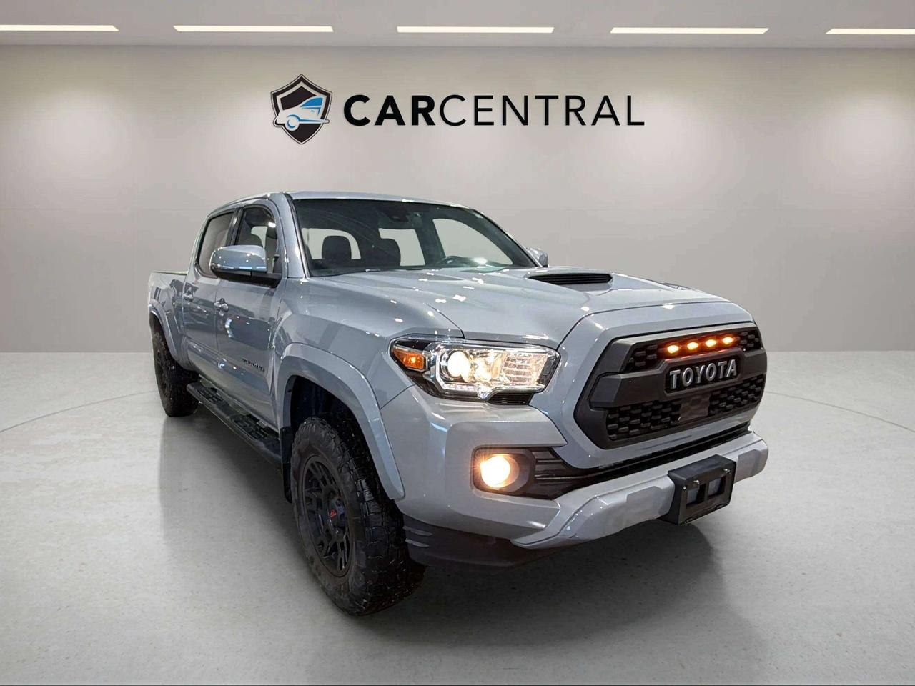 2021 Toyota Tacoma 4X4 | CLEAN CARFAX | DOUBLE CAB | NAVI | CARPLAY Photo