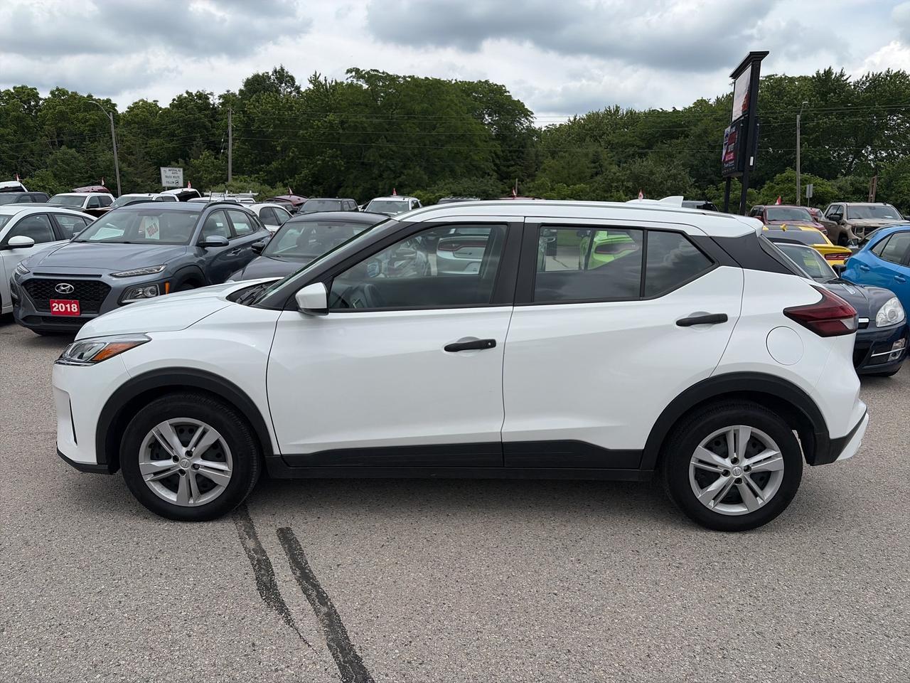 2024 Nissan Kicks S FWD, BACK UP CAMERA, BLIND SPOT MONITORS! - Photo #5