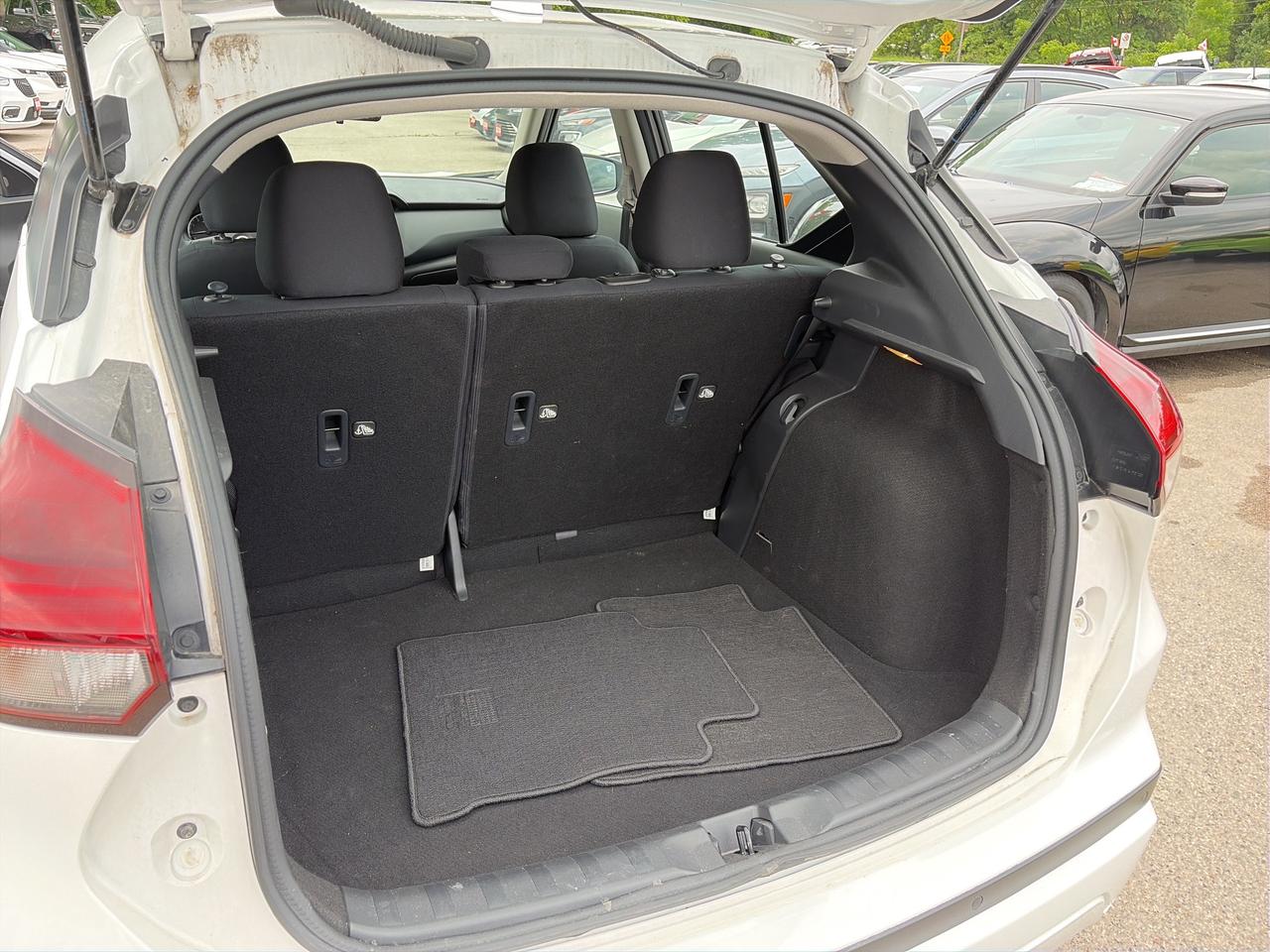 2024 Nissan Kicks S FWD, BACK UP CAMERA, BLIND SPOT MONITORS! Photo