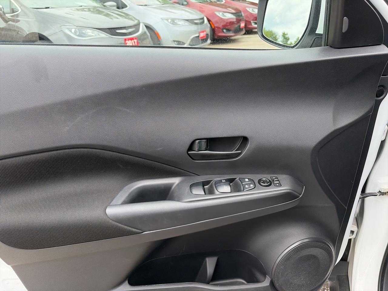 2024 Nissan Kicks S FWD, BACK UP CAMERA, BLIND SPOT MONITORS! - Photo #13