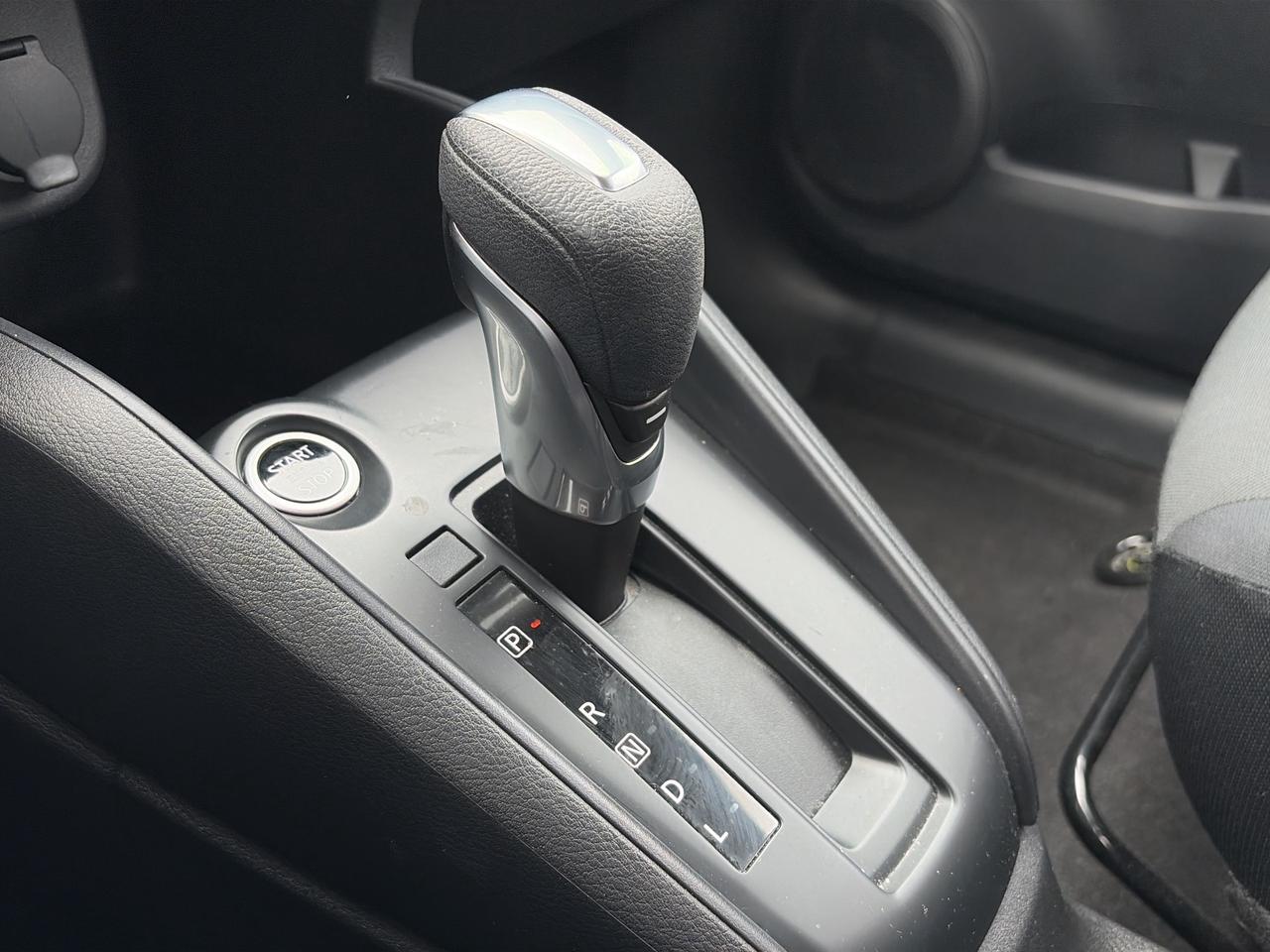 2024 Nissan Kicks S FWD, BACK UP CAMERA, BLIND SPOT MONITORS! Photo