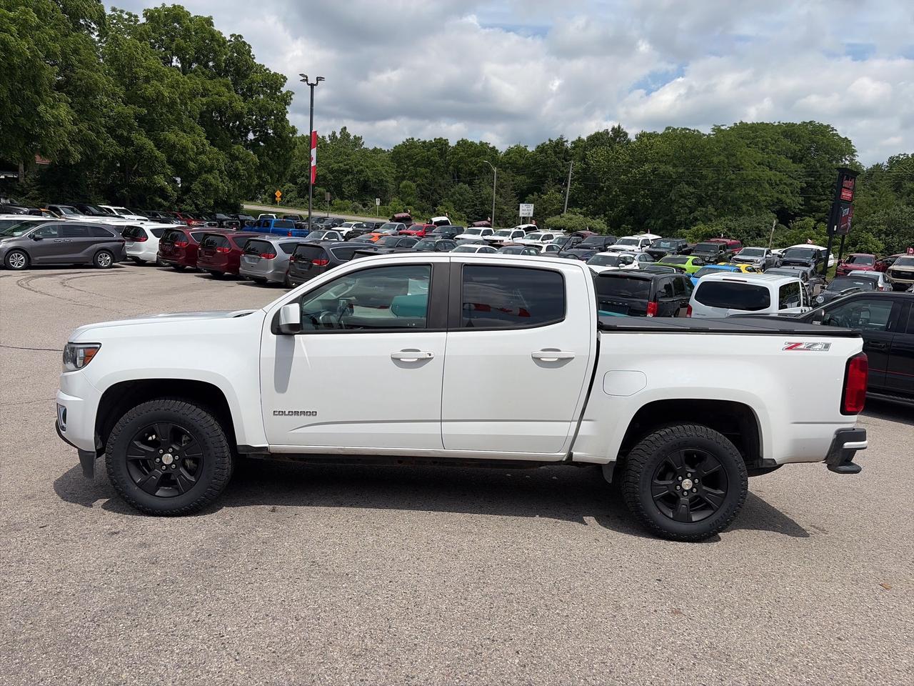 2020 Chevrolet Colorado 4WD Z71, REMOTE START, BACK UP CAM, HEATED CLOTH! Photo