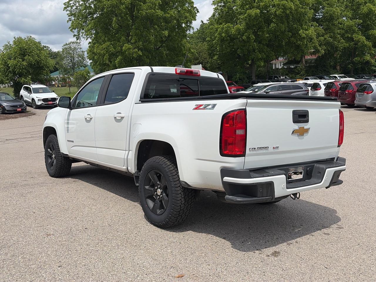2020 Chevrolet Colorado 4WD Z71, REMOTE START, BACK UP CAM, HEATED CLOTH! Photo