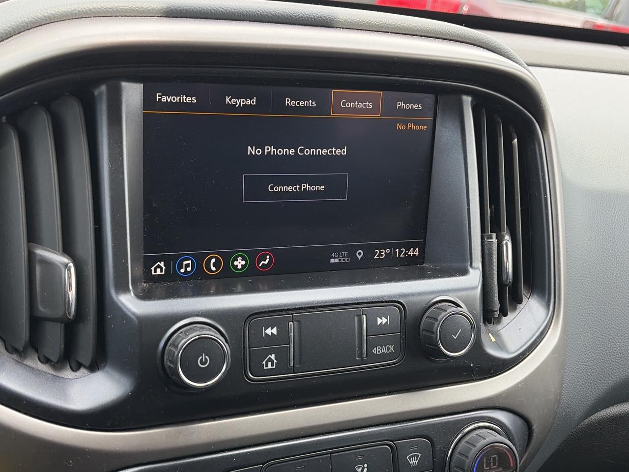 2020 Chevrolet Colorado 4WD Z71, REMOTE START, BACK UP CAM, HEATED CLOTH! Photo