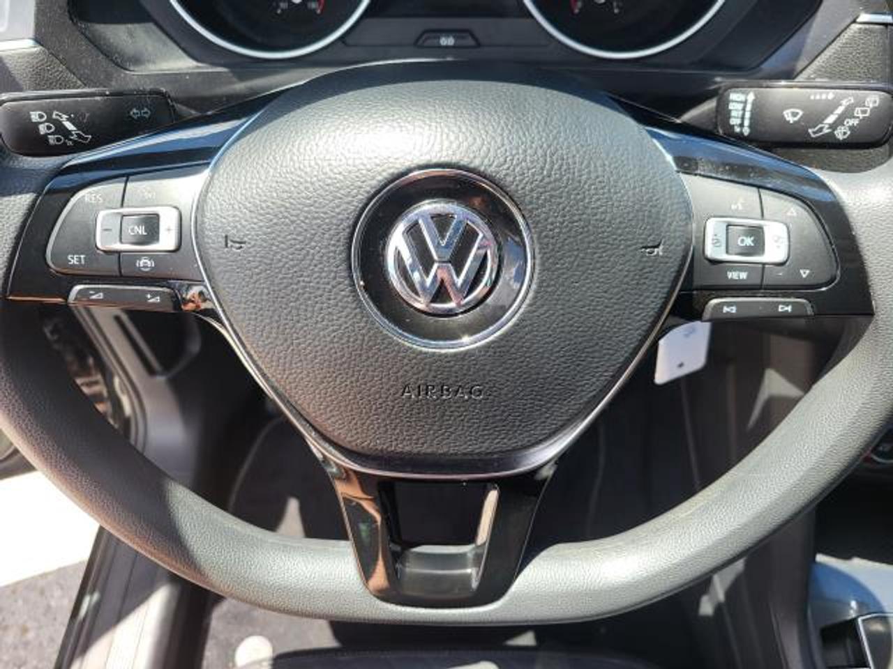 2020 Volkswagen Tiguan Trendline Photo