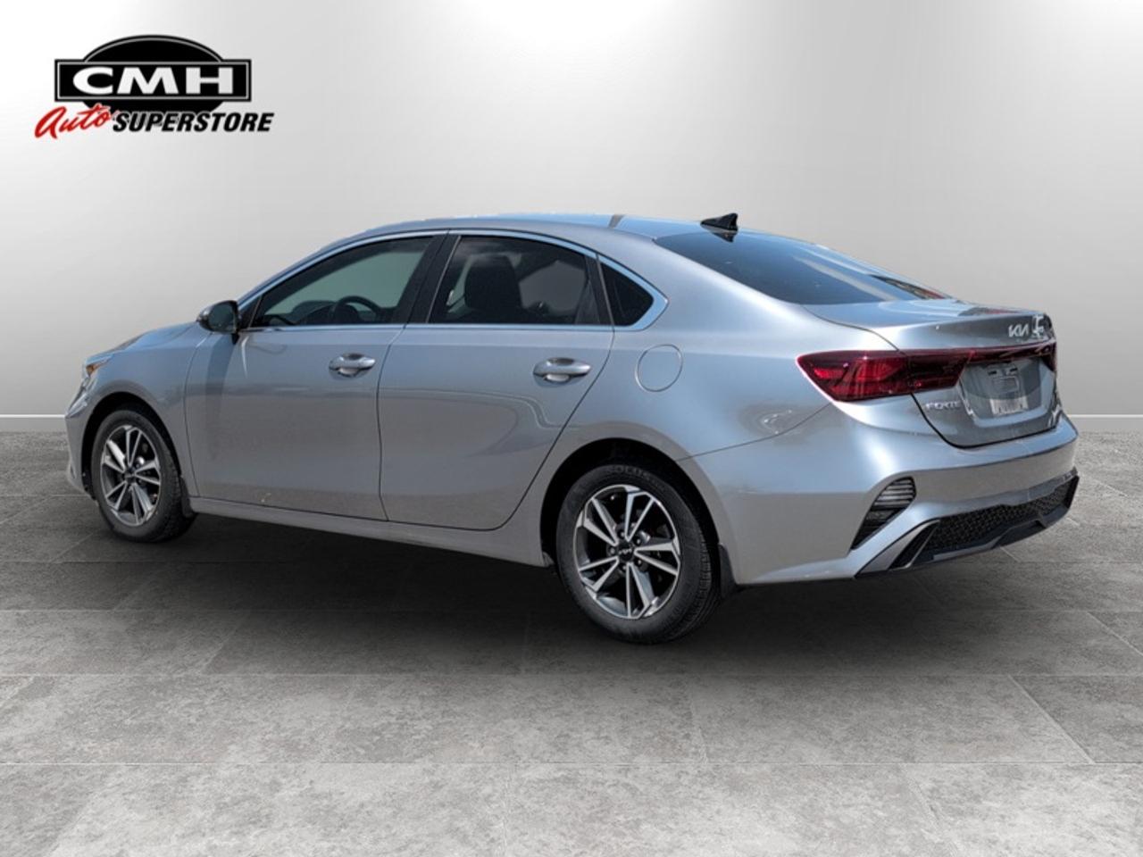 2023 Kia Forte EX Photo