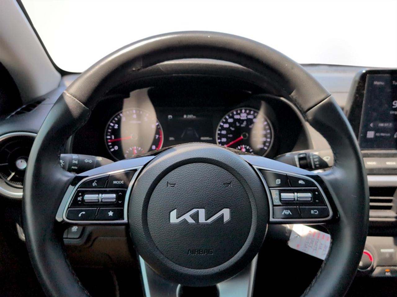 2023 Kia Forte EX Photo