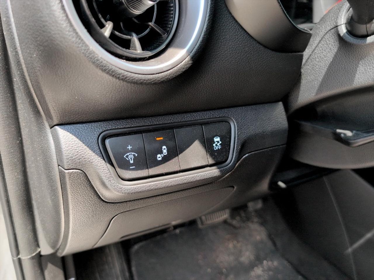 2023 Kia Forte EX Photo
