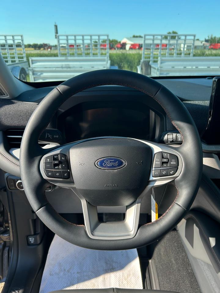 2026 Ford Explorer ACTIVE W/200A PKG 4WD 200A Photo
