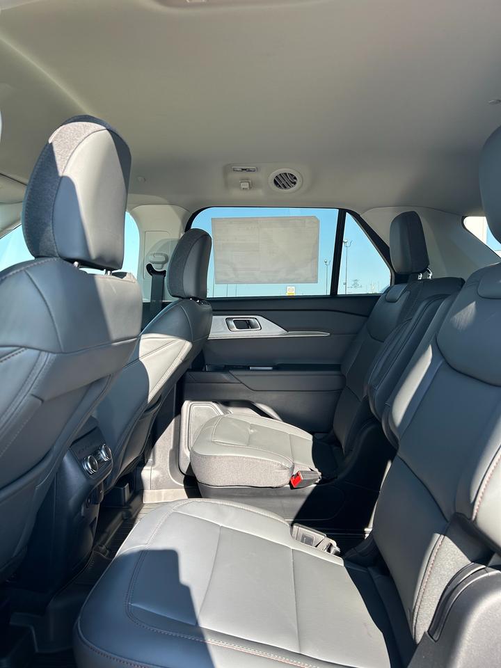 2026 Ford Explorer ACTIVE W/200A PKG 4WD 200A Photo