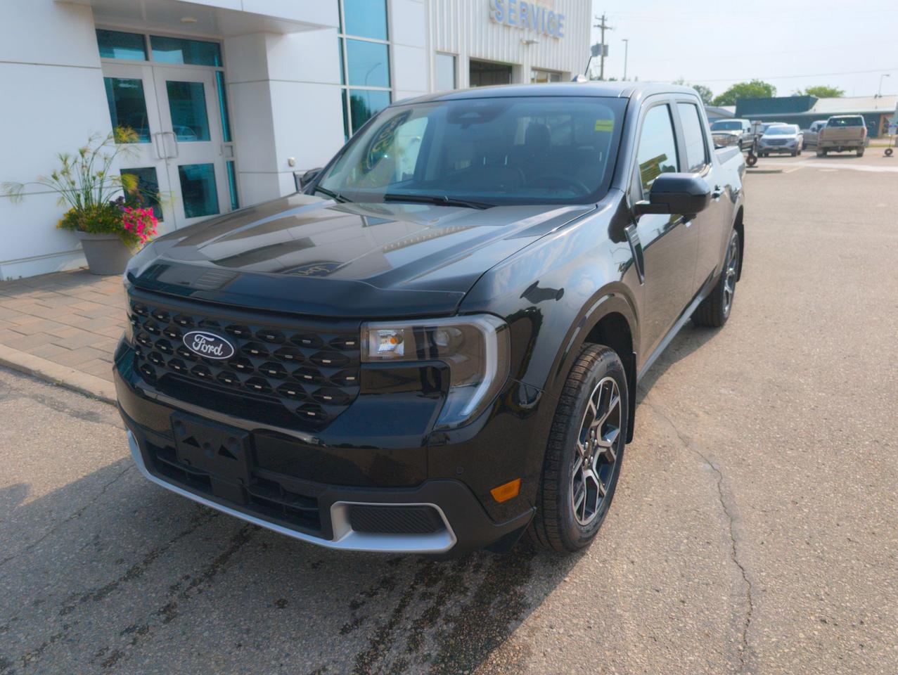 2026 Ford Maverick Lariat Photo1