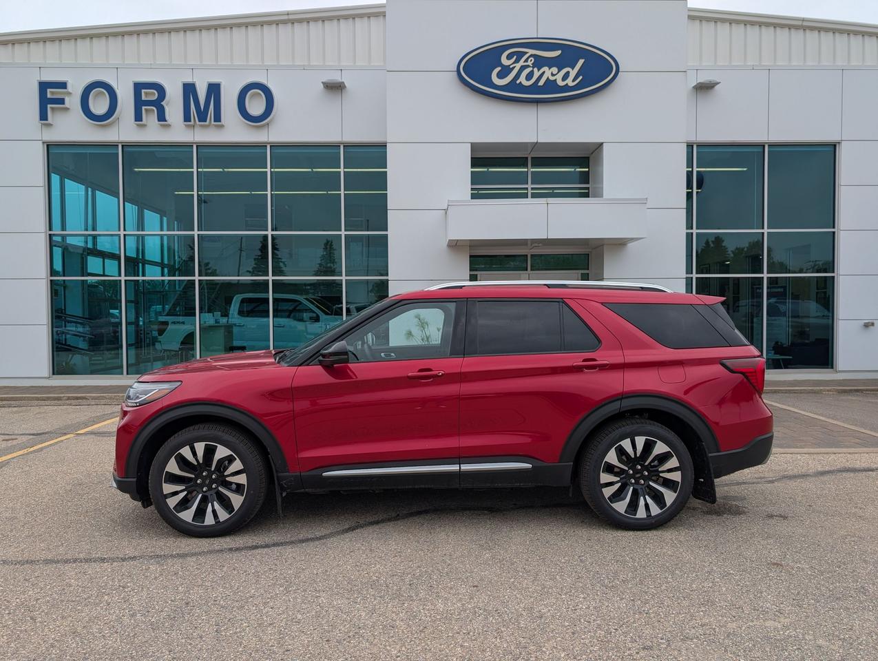 2026 Ford Explorer Platinum Photo0