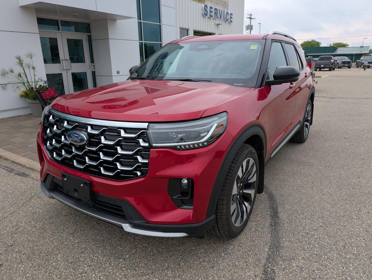 2026 Ford Explorer Platinum Photo1