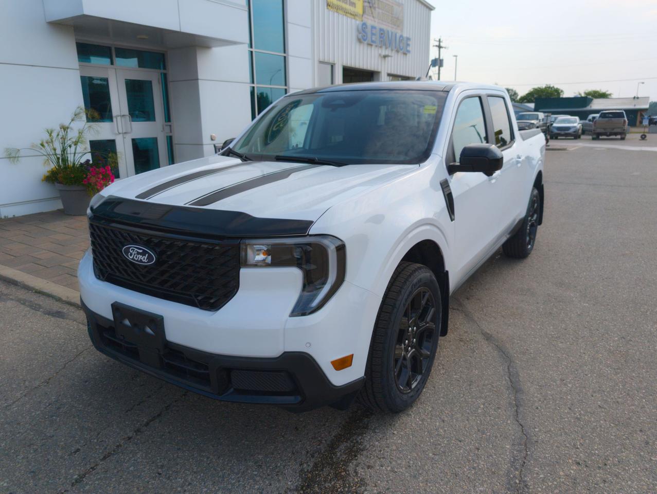 2026 Ford Maverick Lariat Photo1