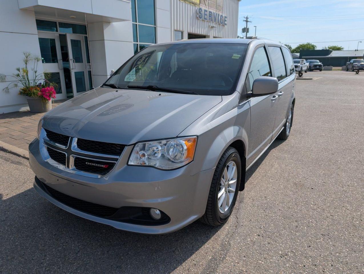 2020 Dodge Grand Caravan PREMIUM PLUS Photo1