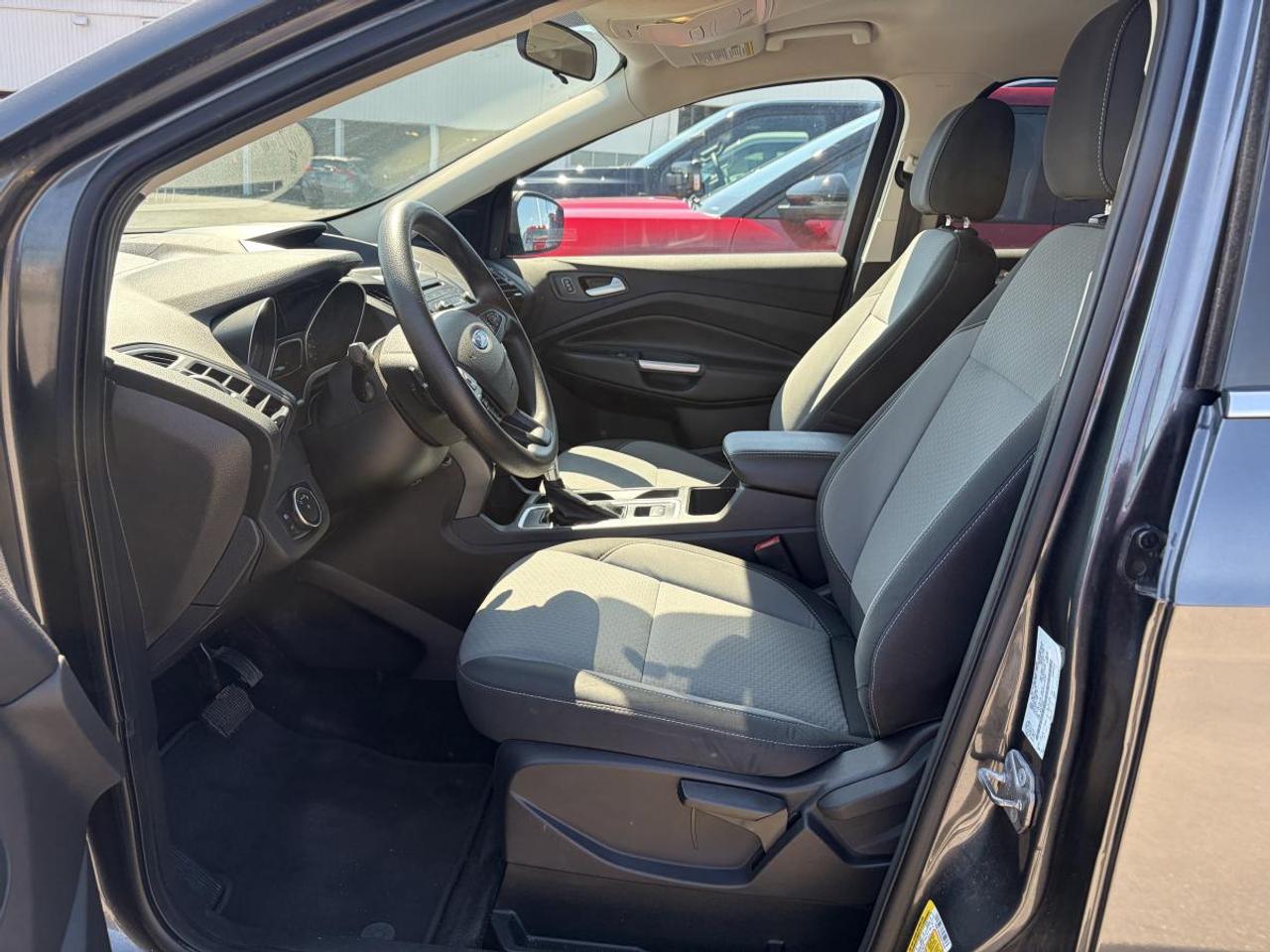 2017 Ford Escape SE Photo