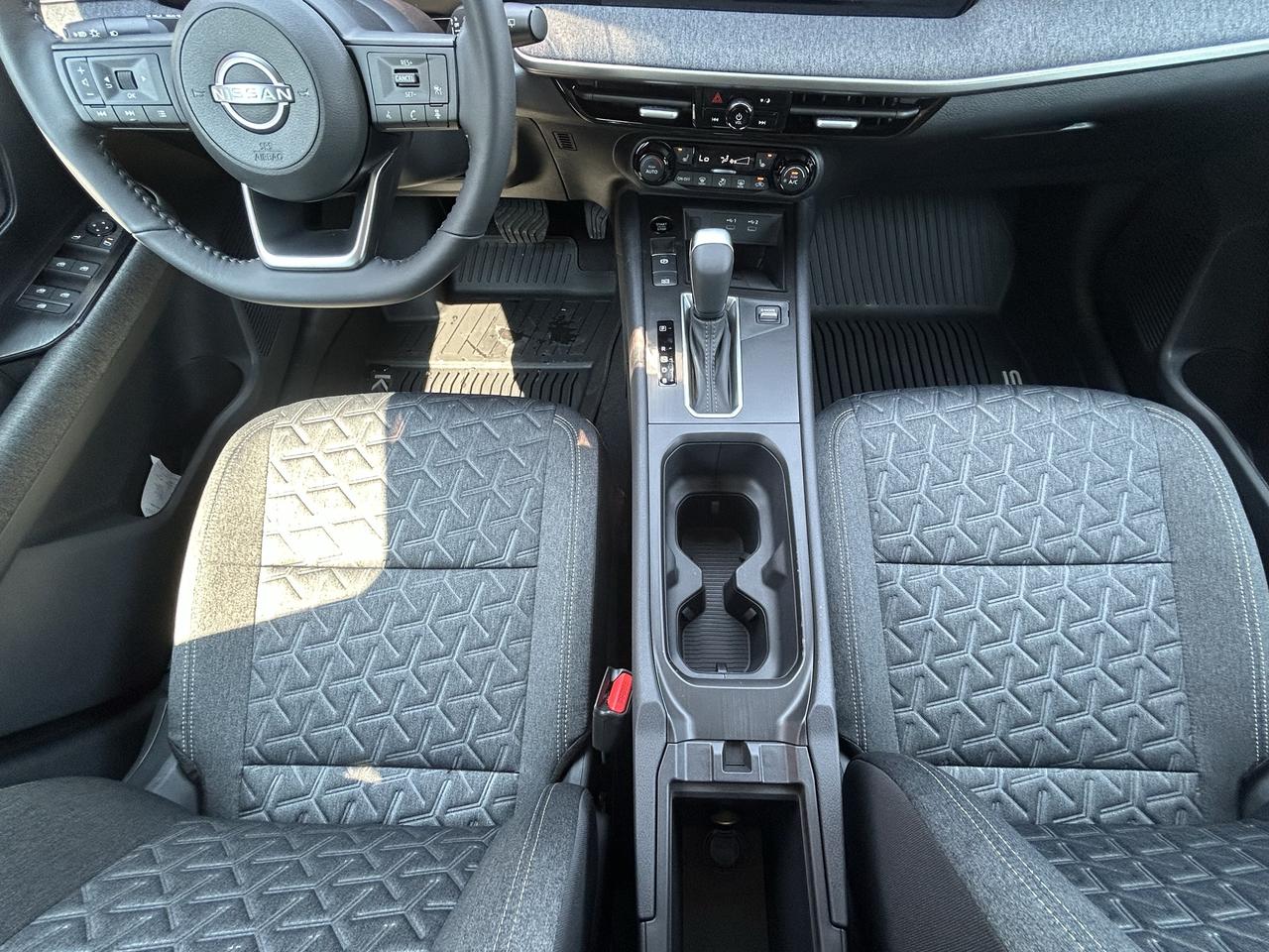2026 Nissan Kicks SV Photo