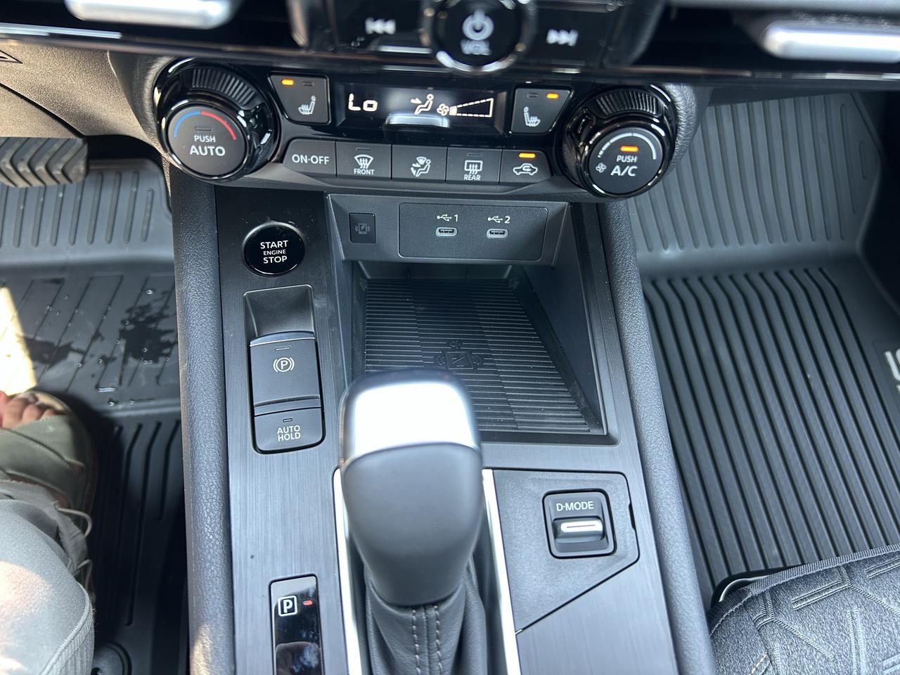 2026 Nissan Kicks SV Photo