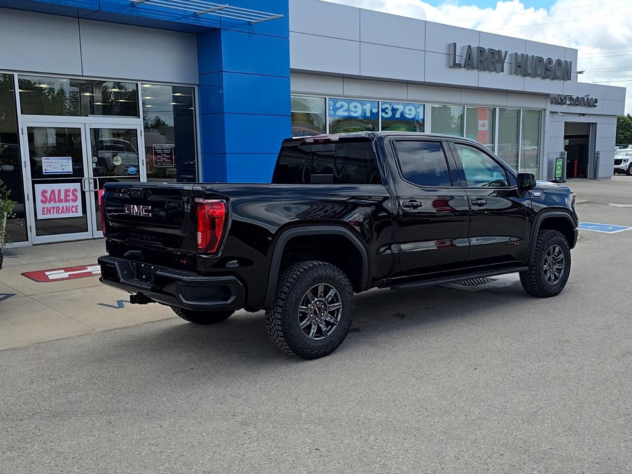 2026 GMC Sierra 1500 Crew Cab Short Box 4-Wheel Drive AT4X Photo