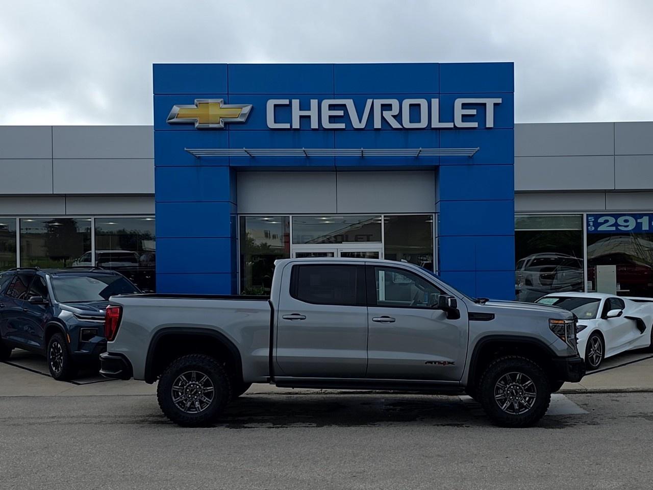 2026 GMC Sierra 1500 Crew Cab Short Box 4-Wheel Drive AT4X Photo1