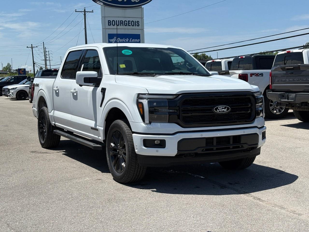 2026 Ford F-150 Lariat 4WD SuperCrew 5.5' Box Photo4