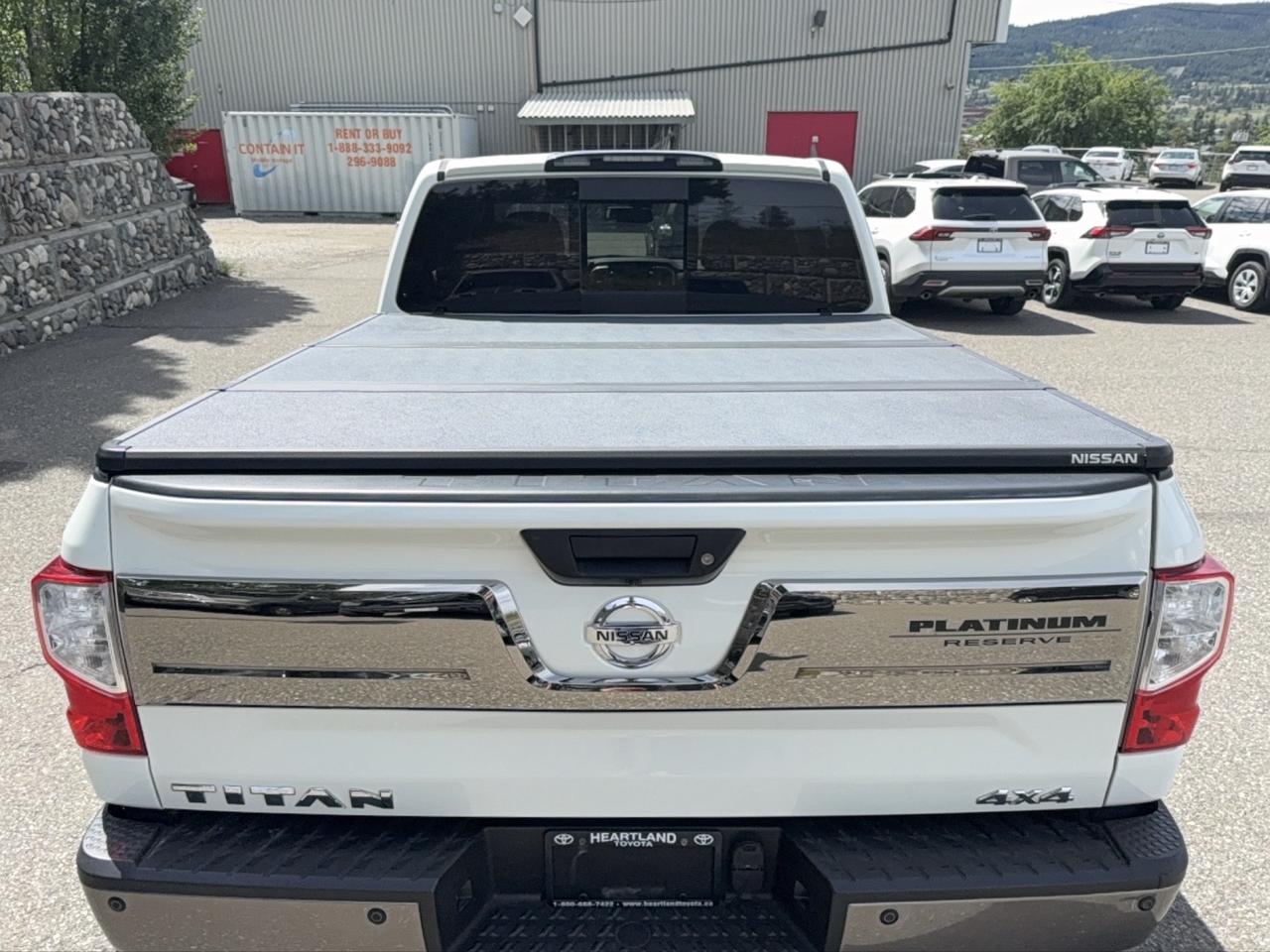 2018 Nissan Titan Platinum Reserve Photo