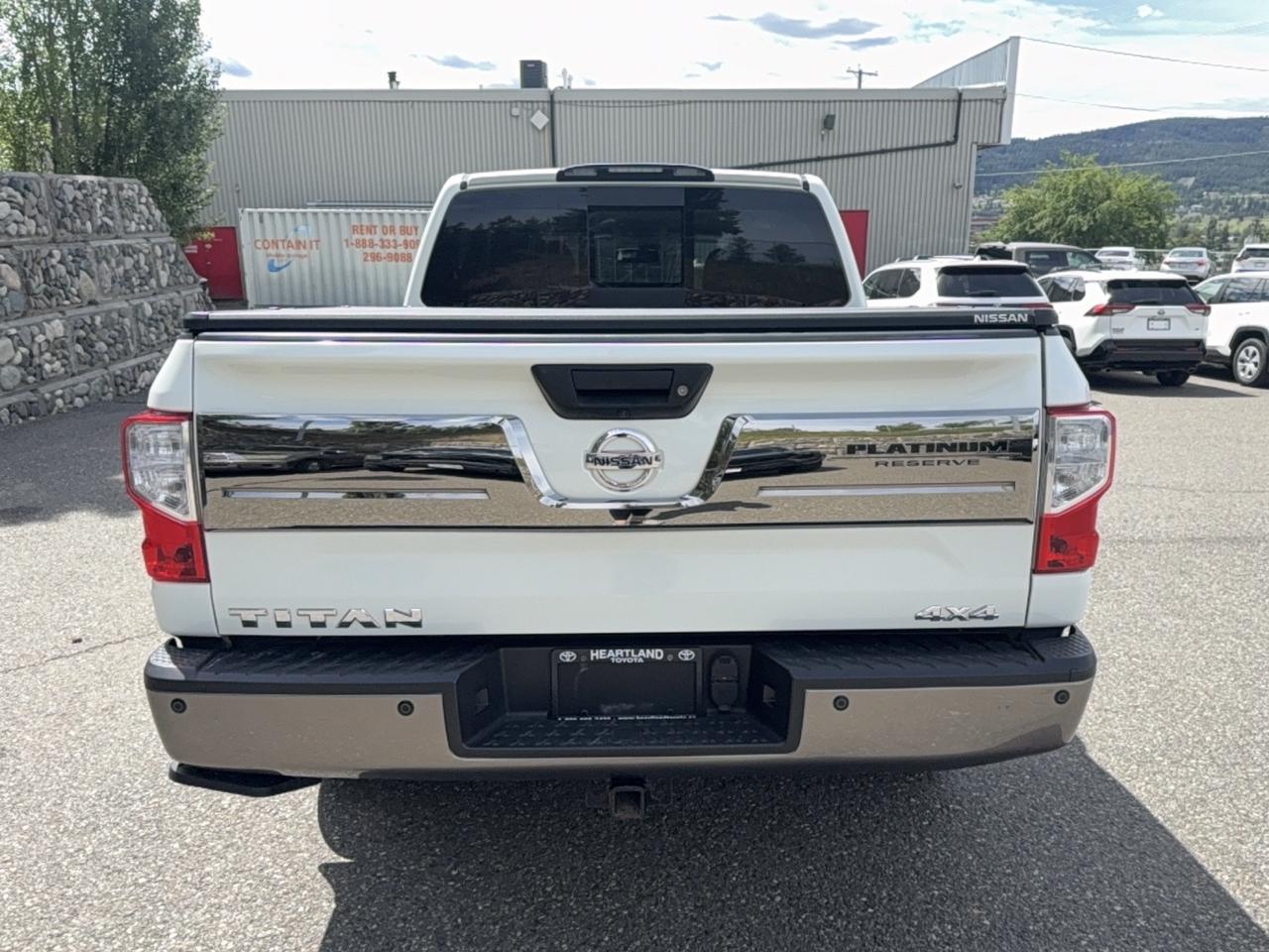 2018 Nissan Titan Platinum Reserve Photo