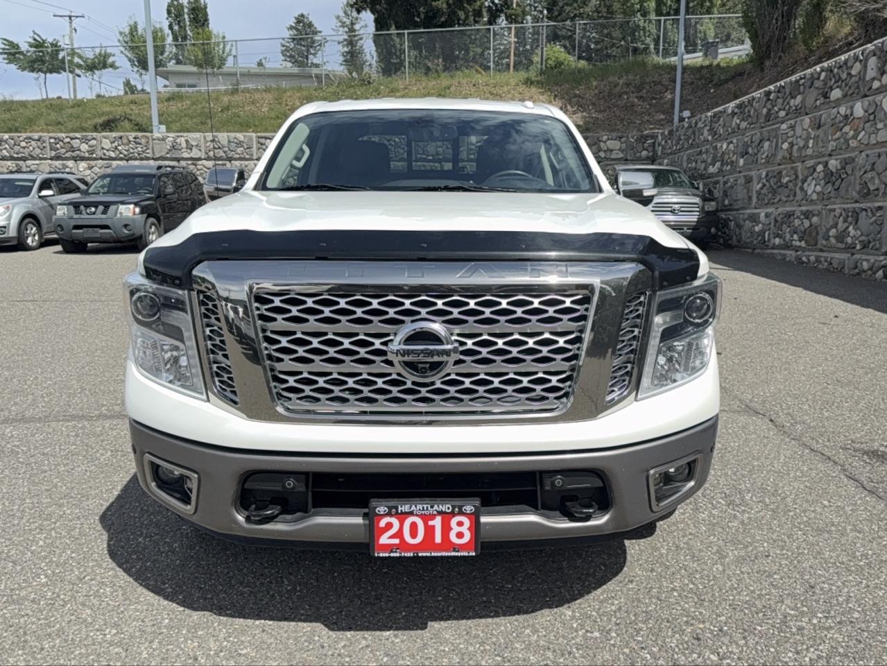 2018 Nissan Titan Platinum Reserve Photo1