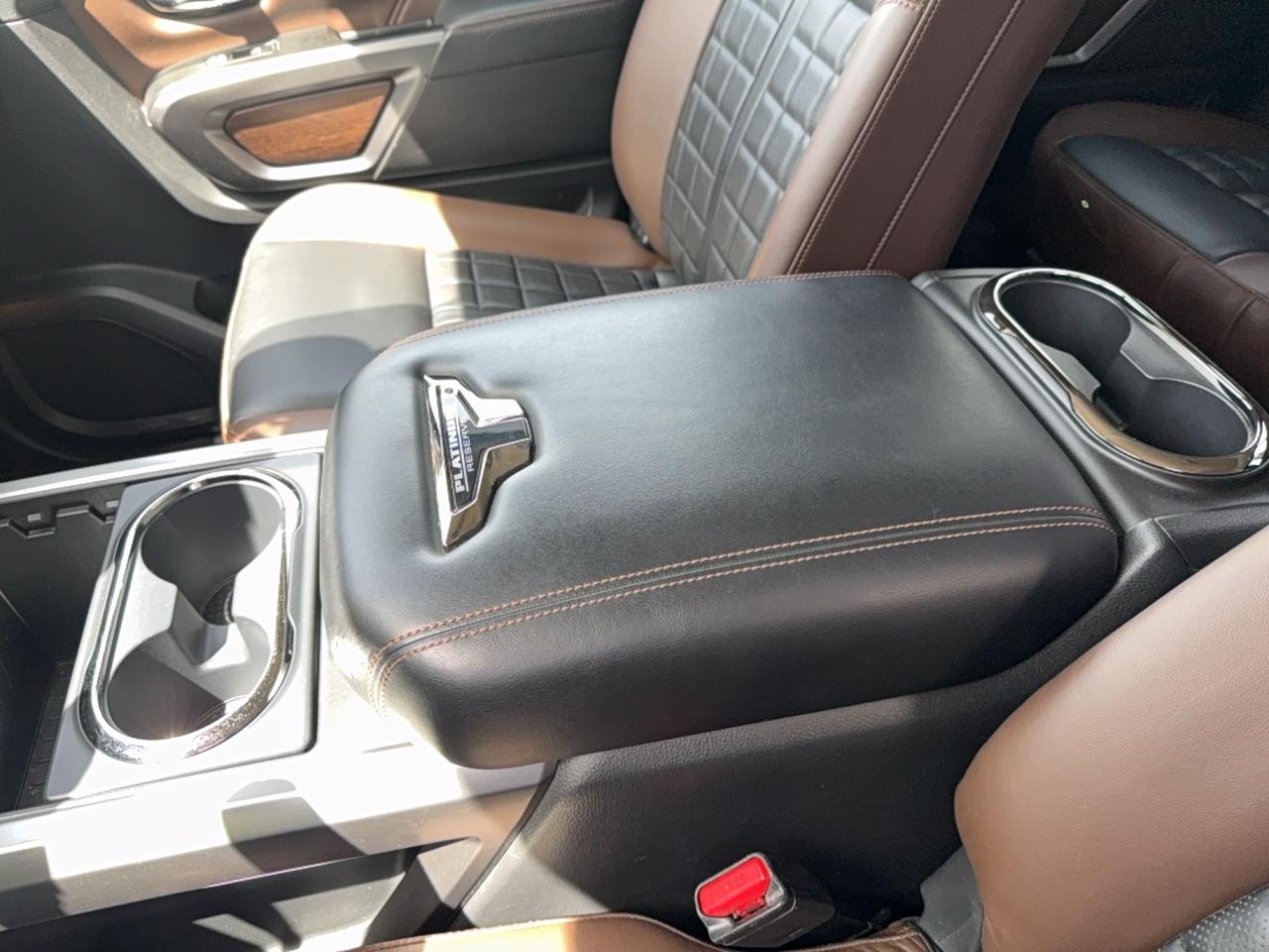 2018 Nissan Titan Platinum Reserve Photo