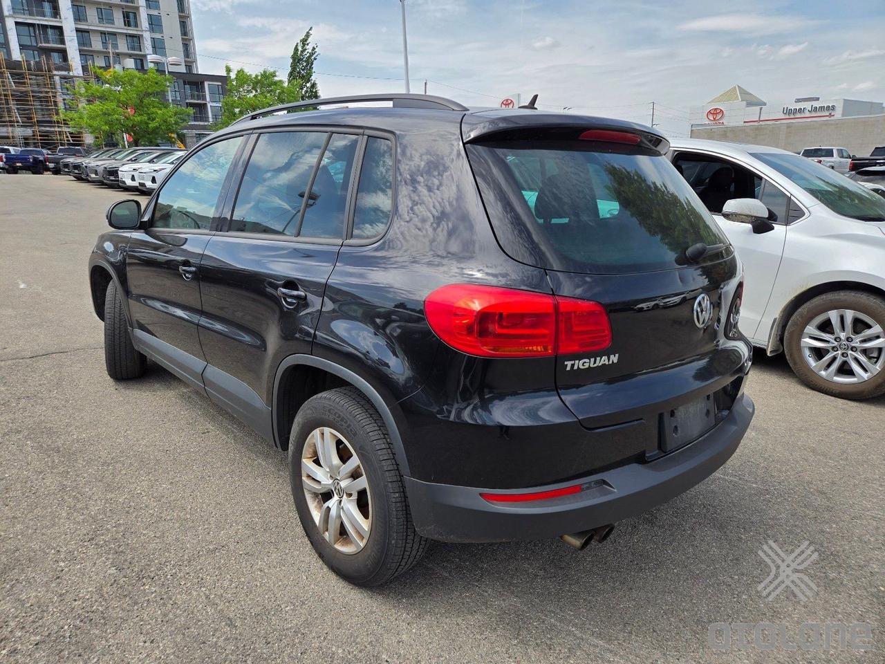 2014 Volkswagen Tiguan S - One Owner, No Accidents Photo4