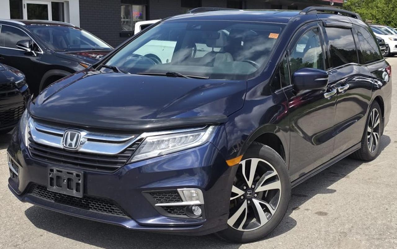 Used 2018 Honda Odyssey TOURING / NO ACCIDENTS / LEATHER / ROOF / NAV for sale in Cambridge, ON