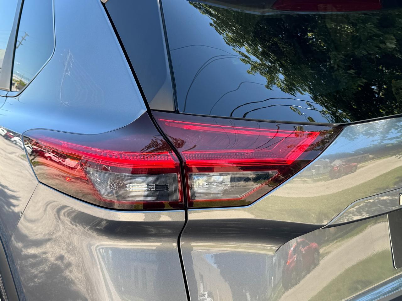 2023 Nissan Rogue SV Moonroof AWD+ONE OWNER+CLEAN CARFAX Photo