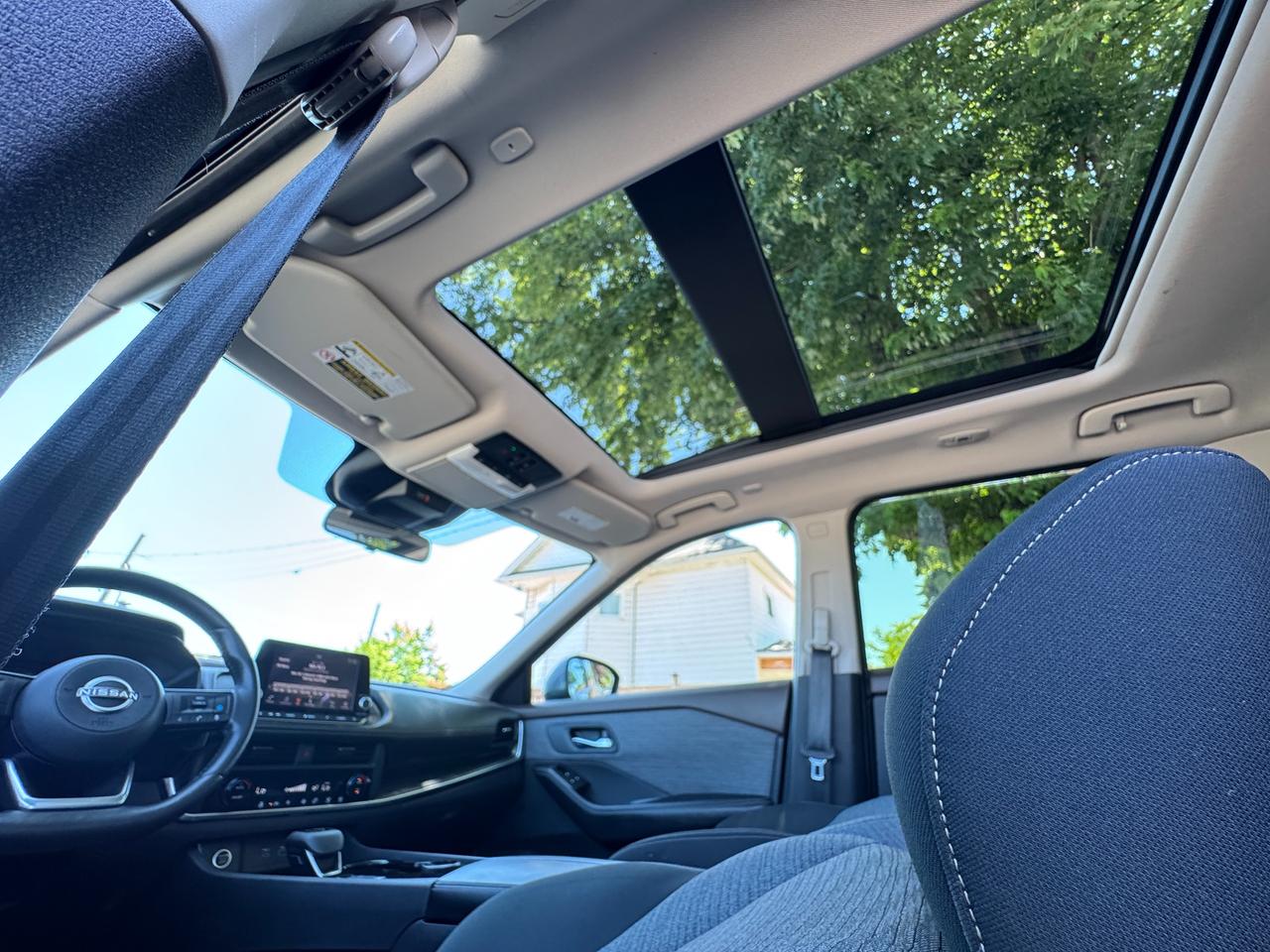 2023 Nissan Rogue SV Moonroof AWD+ONE OWNER+CLEAN CARFAX Photo