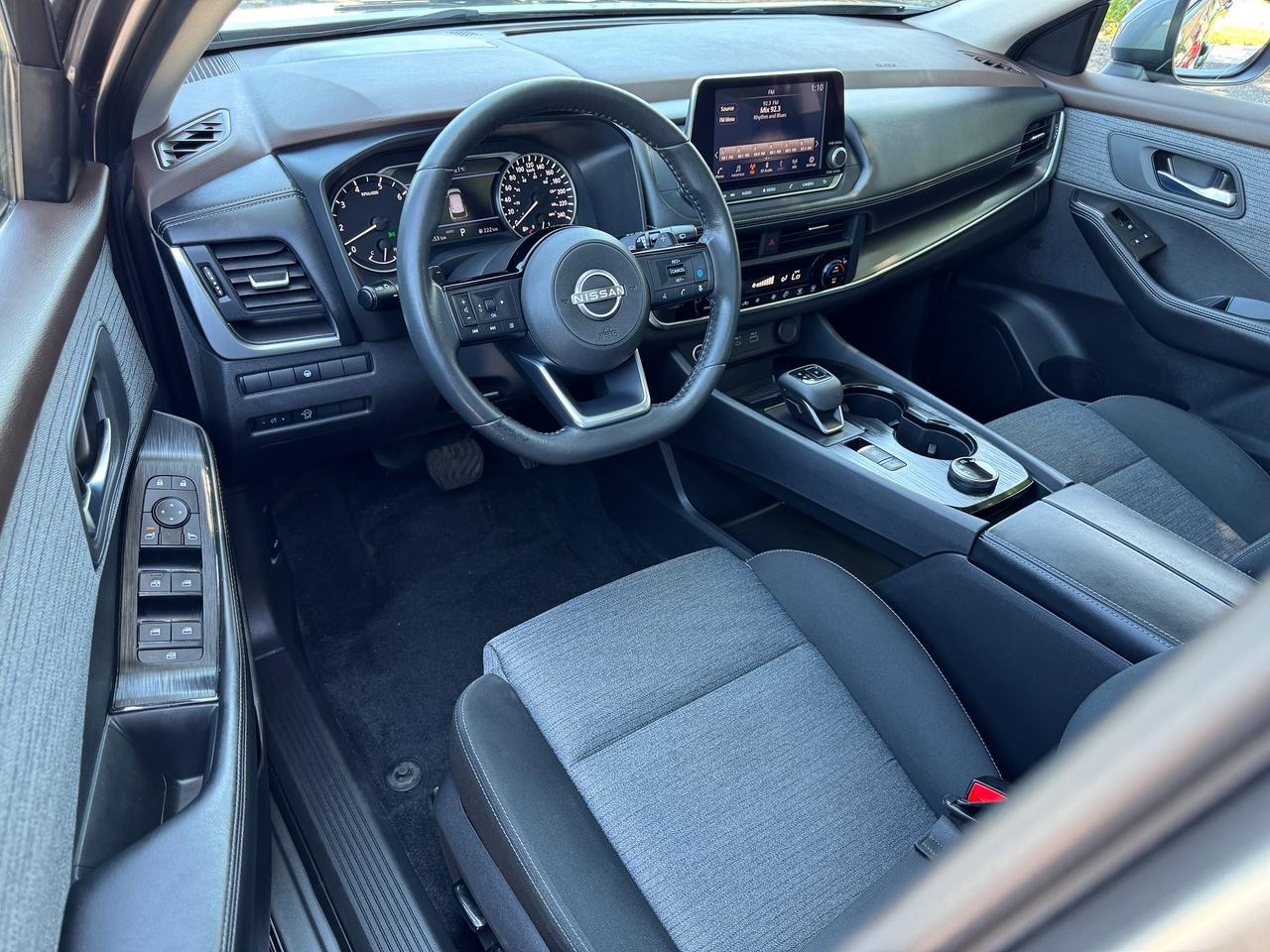2023 Nissan Rogue SV Moonroof AWD+ONE OWNER+CLEAN CARFAX Photo