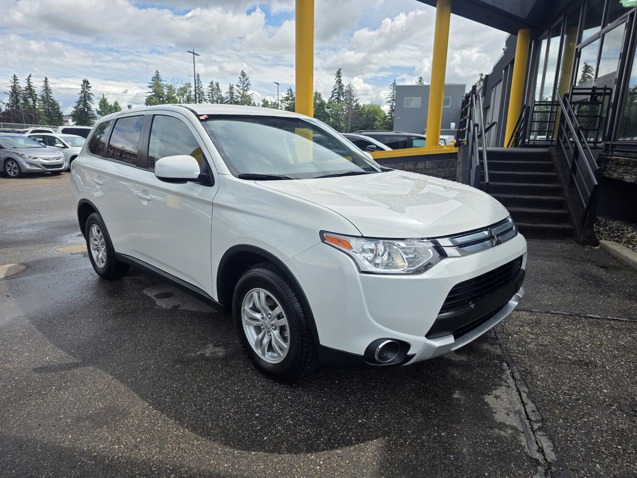 <p>LOWEST KMS AROUND, basically a brand new vehicle!!&nbsp; w/ heated seats, 16-inch alloys, automatic climate control, keyless entry, tow hitch receiver, power locks, power windows, power mirrors, AM/FM/CD player, cruise control and Bluetooth!!!</p><p>Contact Us Today to Schedule a Test Drive!&nbsp;<img class=emoji lazyloaded role=img draggable=false src=https://s.w.org/images/core/emoji/17.0.2/svg/1f697.svg alt=🚗 data-ll-status=loaded></p><p><img class=emoji lazyloaded role=img draggable=false src=https://s.w.org/images/core/emoji/17.0.2/svg/1f697.svg alt=🚗 data-ll-status=loaded>&nbsp;CREDIT REBUILDING SPECIALISTS<br><img class=emoji lazyloaded role=img draggable=false src=https://s.w.org/images/core/emoji/17.0.2/svg/2705.svg alt=✅ data-ll-status=loaded>&nbsp;Instant Approval: Apply Now at www.crossroadsmotors.ca/forms/finance<br><img class=emoji lazyloaded role=img draggable=false src=https://s.w.org/images/core/emoji/17.0.2/svg/2705.svg alt=✅ data-ll-status=loaded>&nbsp;All Credit Accepted &ndash; Specializing in credit rebuild programs!<br><img class=emoji lazyloaded role=img draggable=false src=https://s.w.org/images/core/emoji/17.0.2/svg/2705.svg alt=✅ data-ll-status=loaded>&nbsp;Fast Approvals &ndash; Flexible financing options for all credit situations!</p><p><img class=emoji lazyloaded role=img draggable=false src=https://s.w.org/images/core/emoji/17.0.2/svg/1f527.svg alt=🔧 data-ll-status=loaded>&nbsp;Mechanical Fitness Assessment Complete &ndash; Ensuring reliability<br><img class=emoji lazyloaded role=img draggable=false src=https://s.w.org/images/core/emoji/17.0.2/svg/1f50d.svg alt=🔍 data-ll-status=loaded>&nbsp;CarFax & Inspection Reports Available &ndash; Full transparency<br><img class=emoji lazyloaded role=img draggable=false src=https://s.w.org/images/core/emoji/17.0.2/svg/1f4c4.svg alt=📄 data-ll-status=loaded>&nbsp;Financing & Extended Warranty Options &ndash; Flexible solutions tailored to you</p><p><img class=emoji lazyloaded role=img draggable=false src=https://s.w.org/images/core/emoji/17.0.2/svg/1f4cd.svg alt=📍 data-ll-status=loaded>&nbsp;Visit Us At: 7330 Macleod Trail SE, Calgary, AB T2H 0L9<br><img class=emoji lazyloaded role=img draggable=false src=https://s.w.org/images/core/emoji/17.0.2/svg/1f4de.svg alt=📞 data-ll-status=loaded>&nbsp;Call: 403-764-6000</p><p>AMVIC Licensed Dealer</p><p>Your perfect car is waiting&mdash;contact us now!&nbsp;<img class=emoji lazyloaded role=img draggable=false src=https://s.w.org/images/core/emoji/17.0.2/svg/1f697.svg alt=🚗 data-ll-status=loaded><img class=emoji lazyloaded role=img draggable=false src=https://s.w.org/images/core/emoji/17.0.2/svg/2728.svg alt=✨ data-ll-status=loaded></p>