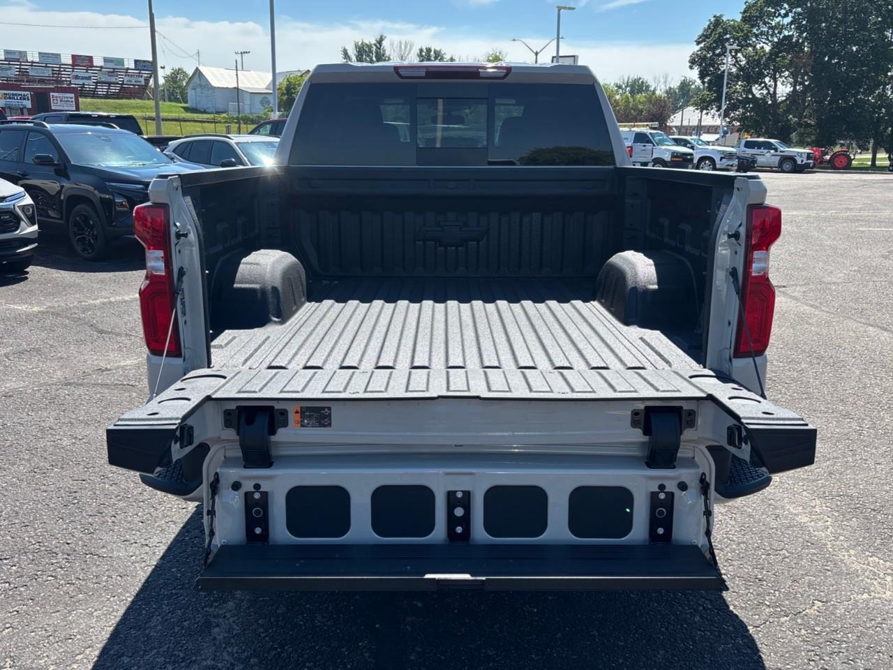 2026 Chevrolet Silverado 1500 RST New 5 Passenger Crew Cab V8 4X4 Truck with Heated Front Seats, Heated Steering Wheel, Wireless Phone Charging, Dark Essentials Package and a 13.4 Diagonal Touchscreen Radio with Google Built-In, Wirel Photo