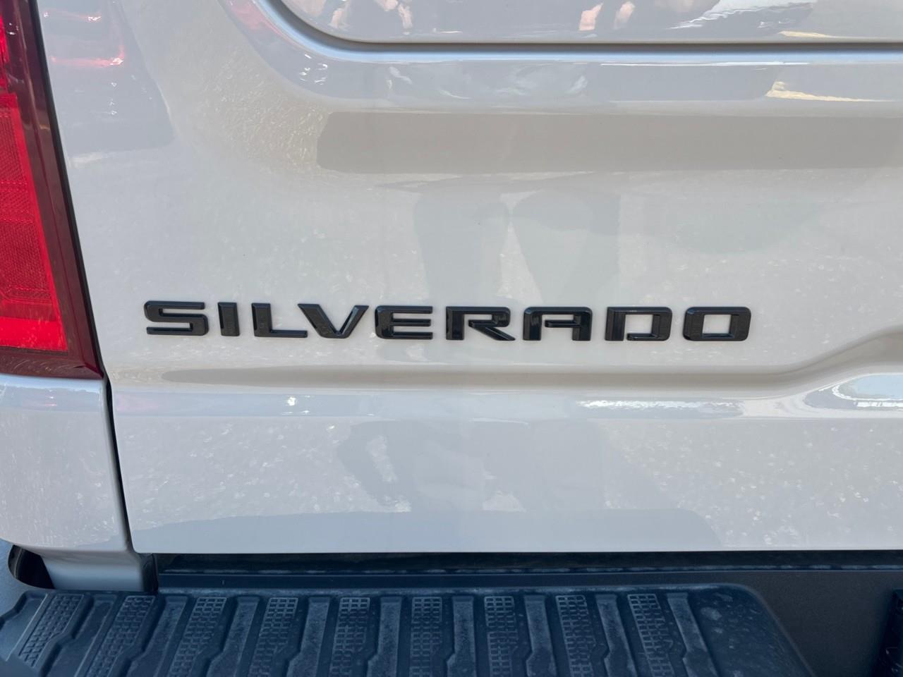 2026 Chevrolet Silverado 1500 RST New 5 Passenger Crew Cab V8 4X4 Truck with Heated Front Seats, Heated Steering Wheel, Wireless Phone Charging, Dark Essentials Package and a 13.4 Diagonal Touchscreen Radio with Google Built-In, Wirel Photo