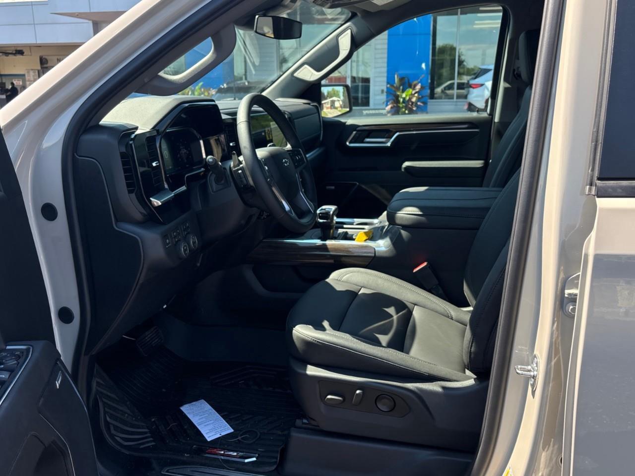 2026 Chevrolet Silverado 1500 RST New 5 Passenger Crew Cab V8 4X4 Truck with Heated Front Seats, Heated Steering Wheel, Wireless Phone Charging, Dark Essentials Package and a 13.4 Diagonal Touchscreen Radio with Google Built-In, Wirel Photo