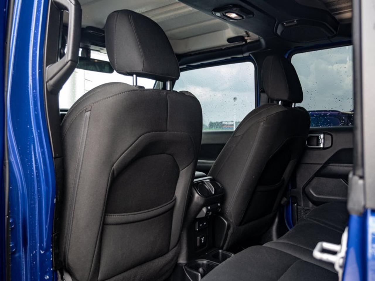 2018 Jeep Wrangler Unlimited Sahara Photo