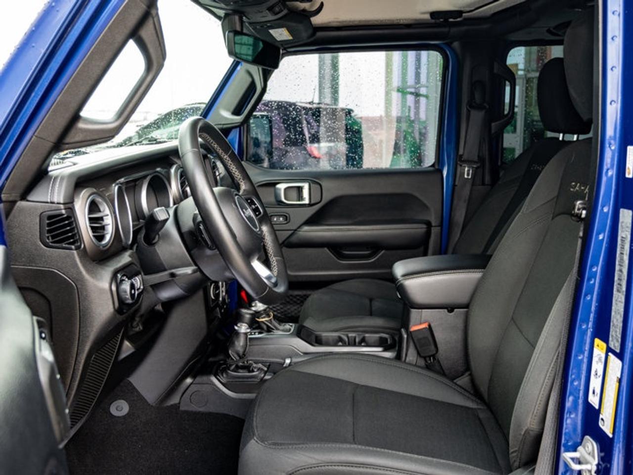 2018 Jeep Wrangler Unlimited Sahara Photo